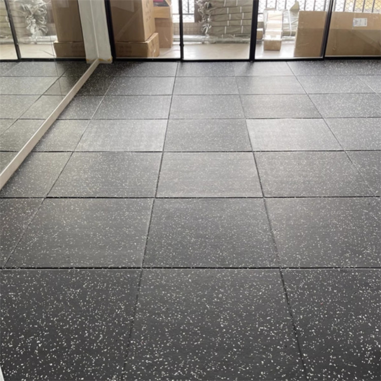 �������𽺵ص���ô��ϴ